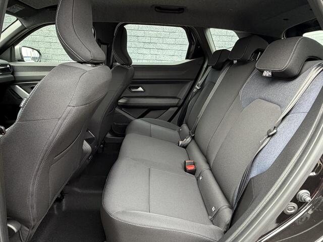 Dacia DUSTER 1.8 hybrid 155 expression NU 7 JAAR GARANTIE! / PACK WINTER / PACK MEDIA NAV / METALLIC LAK