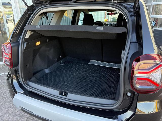 Dacia DUSTER 1.0 TCe Bi-Fuel Prestige | NAP | Trekhaak | Navigatie | Achteruitrijcamera | LED | Stoelverwarming | Climate Control | Key-less | Cruise Control | Lichtmetaal |