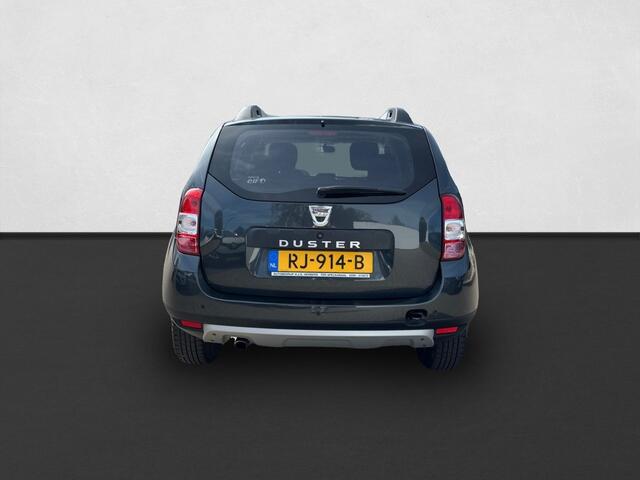 Dacia DUSTER 1.2 TCe 4x2 Lauréate PDC ACHTER / NAVI / CRUISE