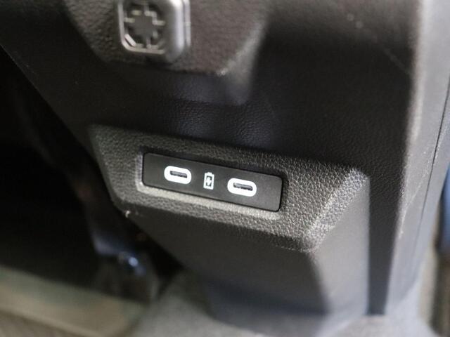 Dacia DUSTER Hybrid 140pk Extreme | Stoelverwarming | Blind spot warning | 360 graden camera | Keyless Entry