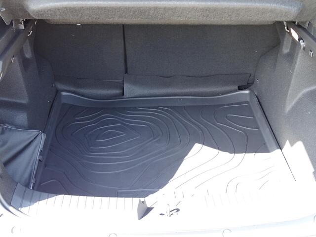 Dacia DUSTER 1.8 Hybrid 155 Extreme NU 7 JAAR GARANTIE! / PACK TECHNO / 18 INCH VELGEN / METALLIC LAK