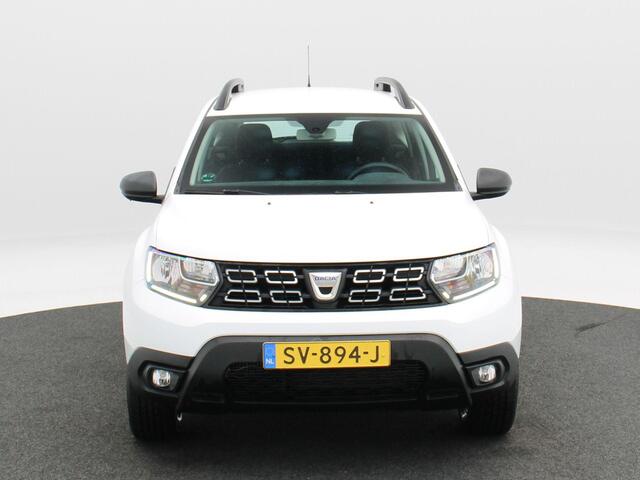 Dacia DUSTER 1.2 TCe 125 Pk Comfort | Trekhaak | Cruise Control | Airco | 17 Inch | 100.180 Km !!