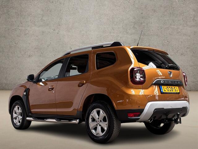 Dacia DUSTER 1.6 SCe Prestige (NAVIGATIE, CAMERA, GETINT GLAS, TREKHAAK, SPORTSTOELEN, LM VELGEN, CRUISE, NIEUWE APK, NIEUWSTAAT)