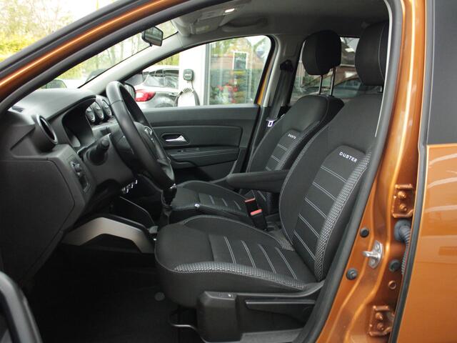 Dacia DUSTER 1.3 TCe Tech Road 360 Camera | Trekhaak | Verw. voorstoelen |