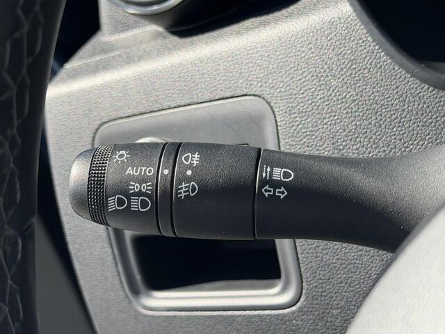 Dacia DUSTER 1.3 TCe Tech Road / Trekhaak 1500 KG / Navigatie / Camera / Cruise Control / Airco / Apple CarPlay/Android Auto /