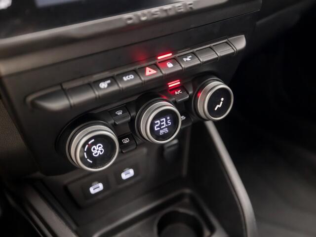 Dacia DUSTER 1.3 TCe 150 Journey 150Pk Automaat (APPLE CARPLAY, GROOT NAVI, CLIMATE, CAMERA, SPORTSTOELEN, TREKHAAK, GETINT GLAS, CRUISE, NIEUWSTAAT)