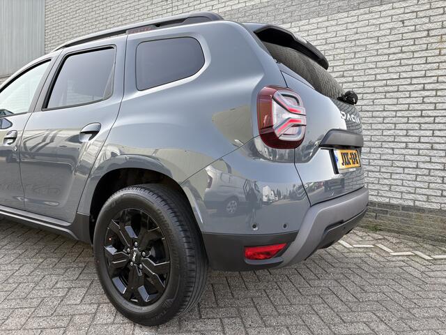 Dacia DUSTER 1.3 TCe 150 Extreme | automaat | navigatie | stoelverwarming | 360 camera