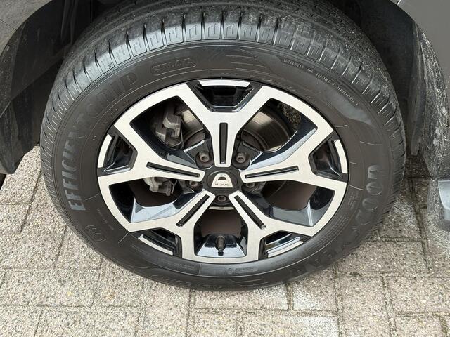 Dacia DUSTER 1.3 TCe 4x4 Prestige | NL-Auto | UNIEK 4WD | Rondomzicht camera | Navigatie | afdaal assistent | DAB | Climate Control | Dodehoek detectie |