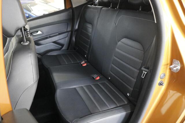Dacia DUSTER 1.3 TCe Prestige Clima | Cruise | Camera's | Carplay | Leder | Volle uitvoering!