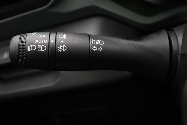 Dacia DUSTER Extreme Hybrid-G | Achteruitrijcamera | Cruise Control en snelheidsbegrenzer | Dacia Handsfree card voor openen, sluiten en starten zonder sleutel