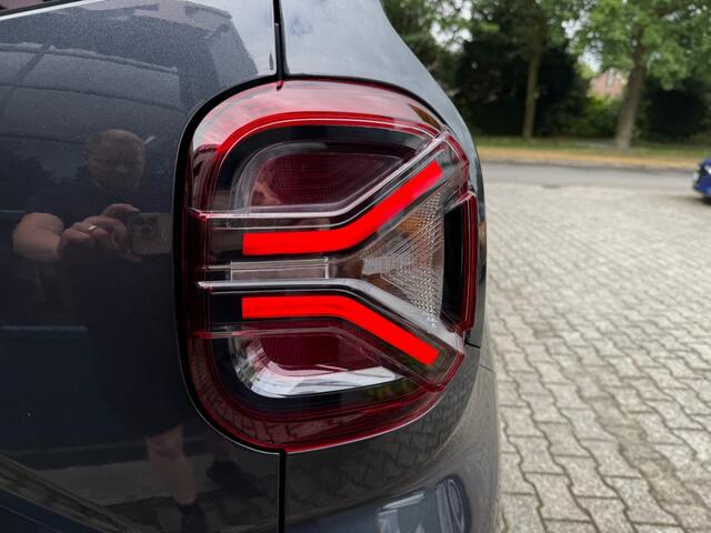 Dacia DUSTER 1.2 TCE 130 EXTREME BJ.2024 CARPLAY CAMERA 5.000 KM