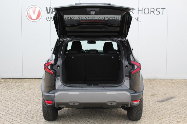 Dacia DUSTER 1.2-130pk TCe Mild-Hybrid Extreme. Stoere SUV ! Slechts 17.000km ! Trekgewicht 1.500kg ! Autm. airco, LED verl., 360gr. camera, pdc v+a, stoelverw., cruise control, dodehoek ass., telefoonvoorb., navigatie by Apple carplay / Android auto etc.