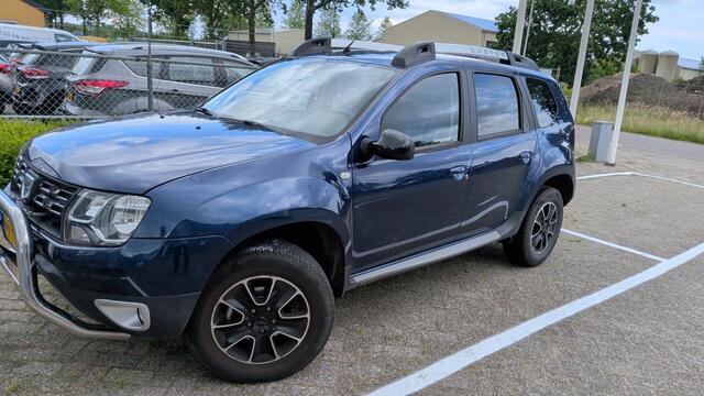 Dacia DUSTER 1.2 TCe 4x2 Blackshadow