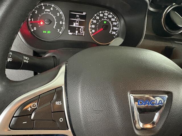 Dacia DUSTER 1.2 TCe Comfort Achteruitrijcamera - Airco - Navigatie - Trekhaak - Cruise control - Dakrails - Radio - Mistlampen voor - Start/stop systeem - Led verlichting - Elektrische ramen - Stuur multifunctioneel - Centrale vergrendeling met afstandsbediening - Bluetooth