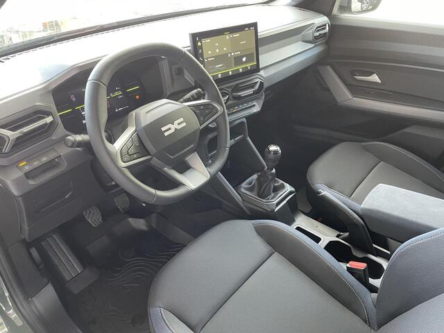 Dacia DUSTER 1.2 mild hybrid 140 Expression | CAMERA | AIRCO | NAVI | CARPLAY | 1500KG TREKGEWICHT | DEMO HILLEGOM