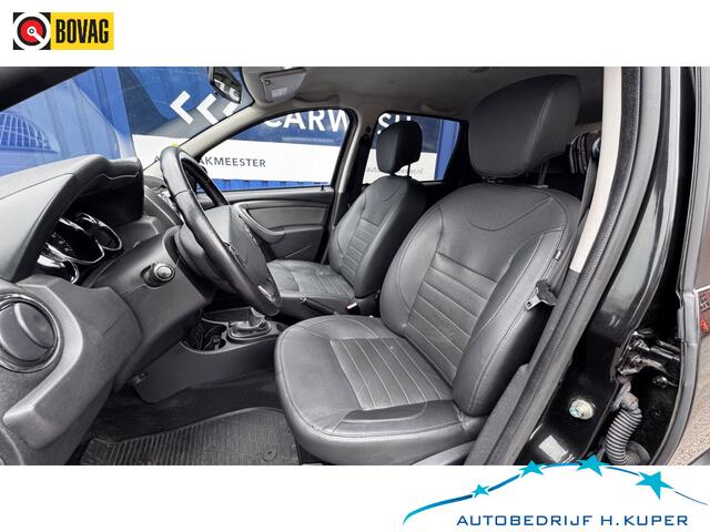 Dacia DUSTER 1.2 TCe 4x2 Blacksh. | Trekhaak | Airco | Camera |