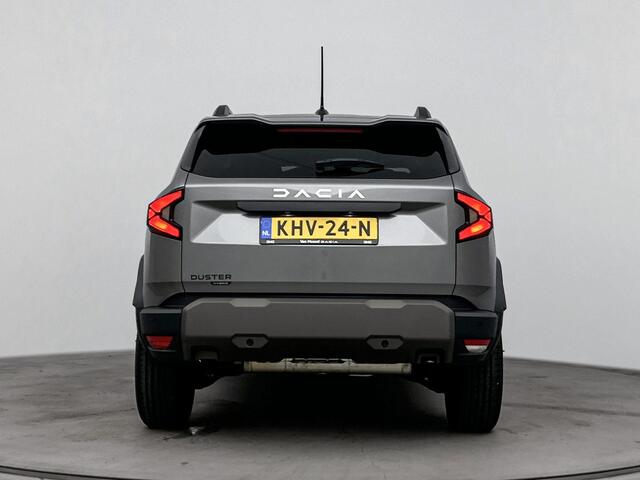Dacia DUSTER 1.6 Hybrid 140Pk Journey | Navigatie | Stoel & Stuurverwarming | Camera Rondom | Parkeersensoren | Apple Carplay/Android Auto | Dodehoek Detectie |