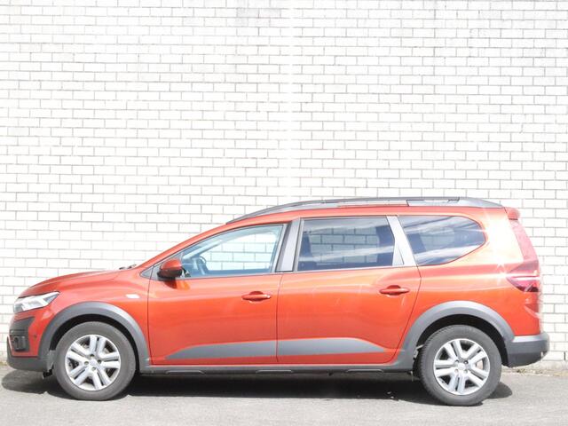 Dacia Jogger 1.0 TCe 110 Expression 7p. | Apple Carplay/Android Auto | Achteruitrijcamera | Navigatie | El. ramen V+A |