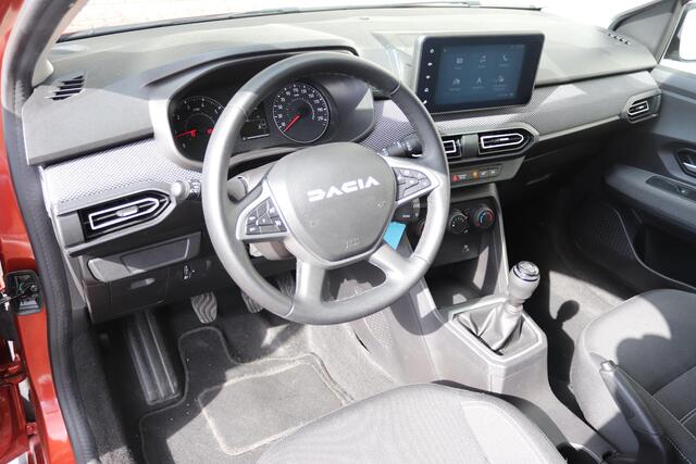 Dacia Jogger 1.0 TCe 110 Expression 7p. | Apple Carplay/Android Auto | Achteruitrijcamera | Navigatie | El. ramen V+A |