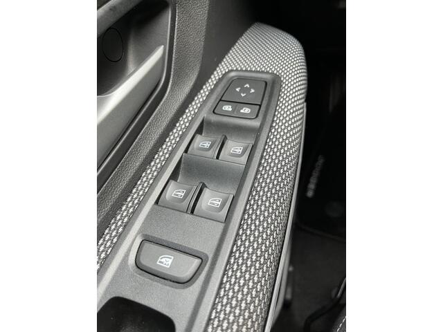 Dacia Jogger 1.0 TCe 110 Extreme 7p. NL-Auto, Navigatie, Achteruitrijcamera, Cruise Control, LED, DAB, Climate Control, Key-less, Parkeersensoren