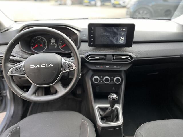 Dacia Jogger 1.0 TCe 110 Extreme 7p. NL-Auto, Navigatie, Achteruitrijcamera, Cruise Control, LED, DAB, Climate Control, Key-less, Parkeersensoren