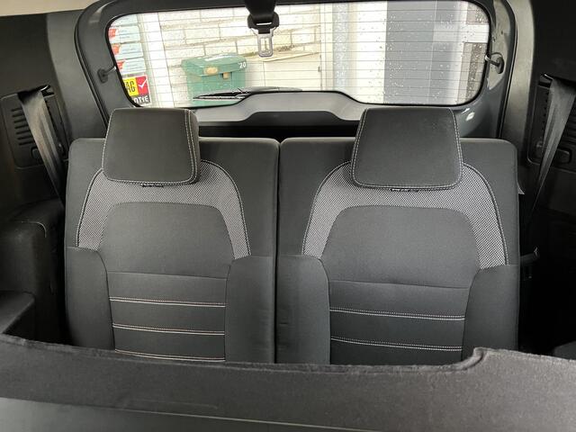 Dacia Jogger 1.0 TCe 110 Extreme 7p. NL-Auto, Navigatie, Achteruitrijcamera, Cruise Control, LED, DAB, Climate Control, Key-less, Parkeersensoren