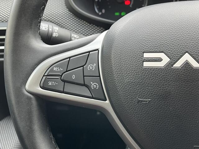 Dacia Jogger 1.0 TCe 110 Extreme 7p. NL-Auto, Navigatie, Achteruitrijcamera, Cruise Control, LED, DAB, Climate Control, Key-less, Parkeersensoren