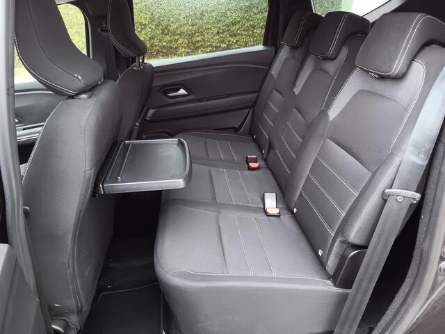 Dacia Jogger 1.0 TCe 110 Extreme 7p. Navigatie / Parkeersensoren V+A+Camera / Climate Control / Lichtmetalen Velgen / 7-Persoons / Keyless / LED / DAB