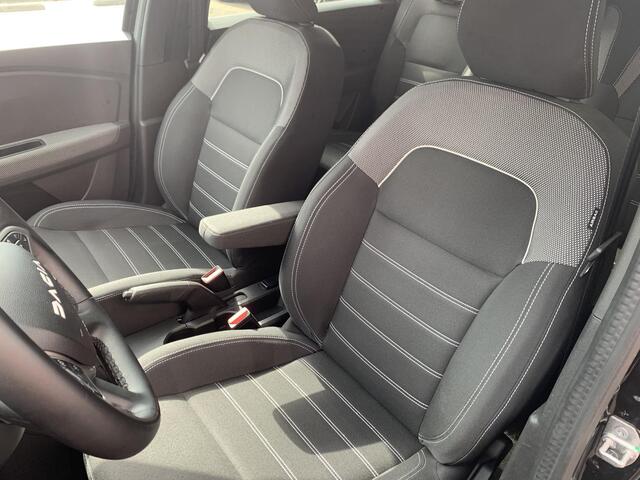 Dacia Jogger 1.0 TCe 110 Expression 7 persoons Lichtmetalen velgen | Achteruitrij camera | Metaalkleur