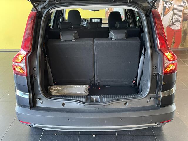 Dacia Jogger 1.0 TCe 110 Expression 7p. NAVIGATIE | ACHTERUITRIJCAMERA | PARKEERSENSOREN VOOR-EN ACHTER | AIRCONDITIONING | 7-ZITS