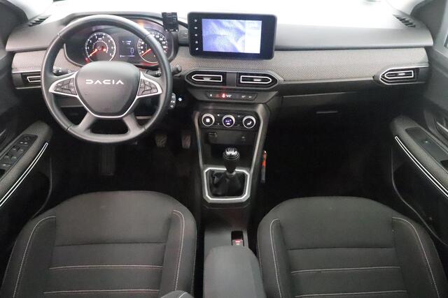 Dacia Jogger 1.0 TCe 110 Extreme 7p. | Navi | Clima | PDC + camera | LMV | Cruise | Bluetooth | LMV |