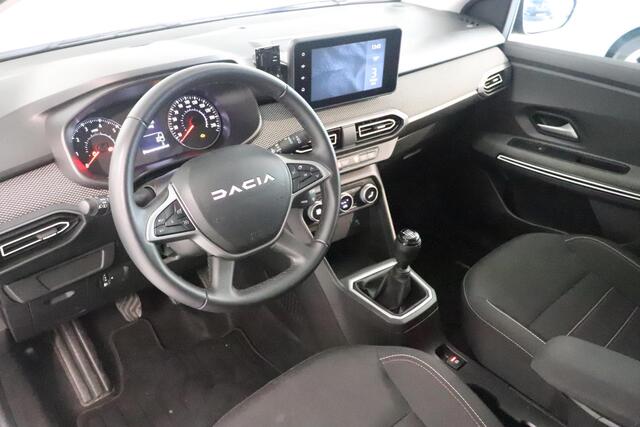 Dacia Jogger 1.0 TCe 110 Extreme 7p. | Navi | Clima | PDC + camera | LMV | Cruise | Bluetooth | LMV |