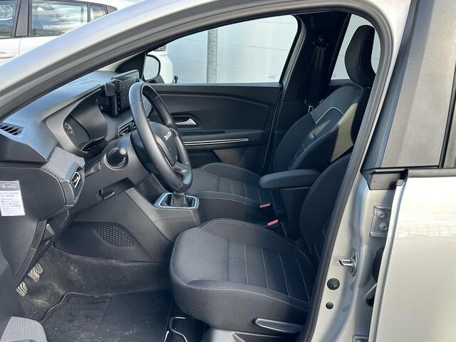 Dacia Jogger 1.0 TCe 110 Extreme 7p. | Zeer Ruim | A. Camera | Navi | Clima | Cruise | Historie | NL Auto!