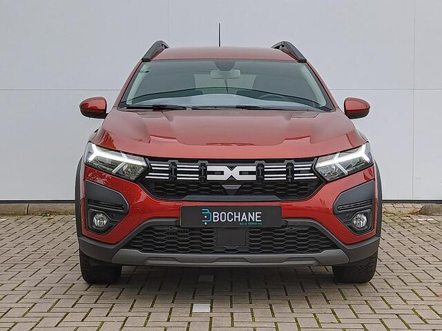 Dacia Jogger 1.0 TCe 110 Expression 7p. 7-Persoons / Navigatie / Parkeersensoren V+A+Camera / Airco / Brake Assist / DAB