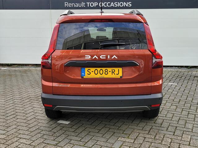 Dacia Jogger 1.0 TCe 110 Expression 7p. | Zeer Ruim | P. Sensoren+Camera | Navi | Clima | Cruise | Historie | NL Auto!