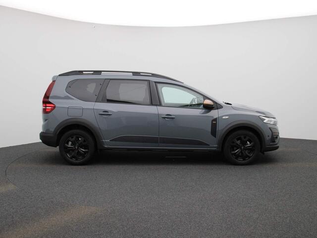 Dacia Jogger 1.0 TCe 110 Extreme 7p. | Navi | ECC | PDC | LMV | LED |