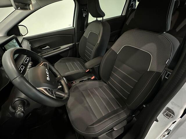 Dacia Jogger 1.0 TCe 110 Extreme 7p. CLIMA | CRUISE | NAVI | CAMERA | ANDROID & APPLE CARPLAY | NL AUTO!
