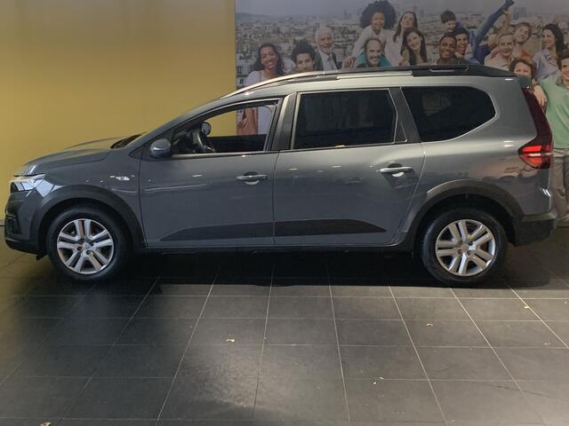Dacia Jogger 1.0 TCe 110 Expression 7p. NAVIGATIE | ACHTERUITRIJCAMERA | PARKEERSENSOREN VOOR-EN ACHTER | 7-ZITS