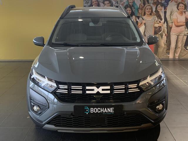Dacia Jogger 1.0 TCe 110 Expression 7p. NAVIGATIE | ACHTERUITRIJCAMERA | PARKEERSENSOREN VOOR-EN ACHTER | 7-ZITS