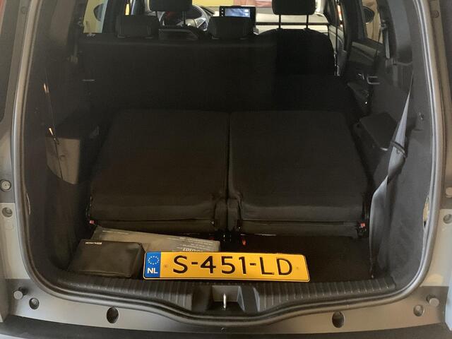 Dacia Jogger 1.0 TCe 110 Expression 7p. NAVIGATIE | ACHTERUITRIJCAMERA | PARKEERSENSOREN VOOR-EN ACHTER | 7-ZITS