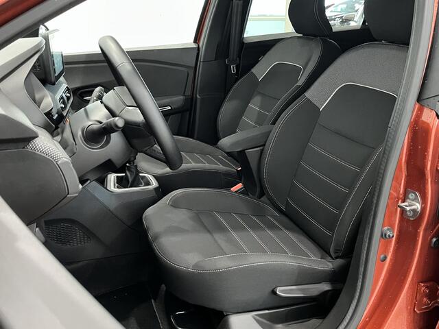Dacia Jogger 1.0 TCe 110 Extreme 7p. | 7-persoons | Navigatie | Dodehoekdetectie | Parkeersensoren voor, achter en achteruitrijcamera | Apple Carplay/Android Auto