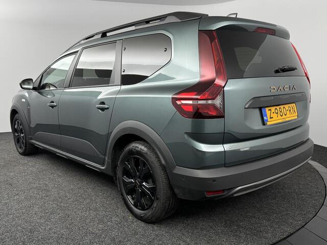 Dacia Jogger 1.6 Hybrid 140 Extreme 7p. | 7-persoons | Navigatie | Dodehoekdetectie | Parkeersensoren voor, achter en achteruitrijcamera | Apple Carplay/Android Auto