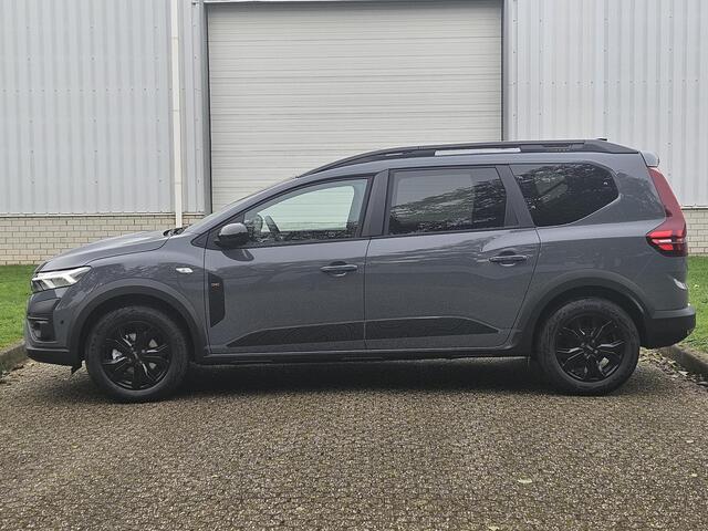 Dacia Jogger 1.6 Hybrid 140 Extreme 7p. / Levertijd I.O. / Betreft Black edition /
