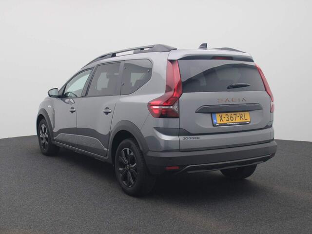 Dacia Jogger 1.0 TCe 110Pk Extreme 7p. | Navigatie | Apple & Android Carplay | Parkeersensoren & Camera | Keyless Entry | Climate Control | Automatische Verlichting & Regensensoren | LED Verlichting |