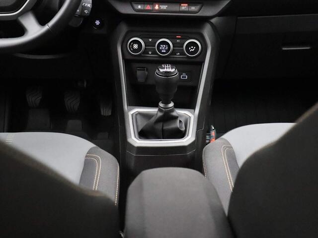 Dacia Jogger 1.0 TCe 110Pk Extreme 7p. | Navigatie | Apple & Android Carplay | Parkeersensoren & Camera | Keyless Entry | Climate Control | Automatische Verlichting & Regensensoren | LED Verlichting |