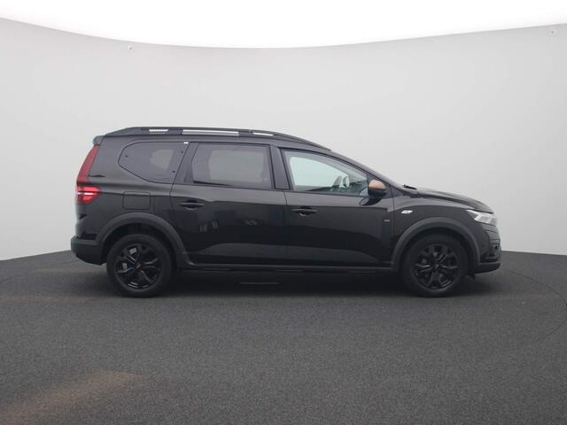 Dacia Jogger 1.0 - 110PK TCe Extreme 7p. | Navigatie | Apple Carplay/Android Auto | Climate control| Parkeersensoren| Lichtmetalen Velgen | Camera | LED Lampen | Licht & Regen Sensoren |