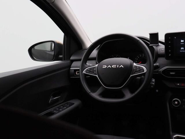 Dacia Jogger 1.0 - 110PK TCe Extreme 7p. | Navigatie | Apple Carplay/Android Auto | Climate control| Parkeersensoren| Lichtmetalen Velgen | Camera | LED Lampen | Licht & Regen Sensoren |