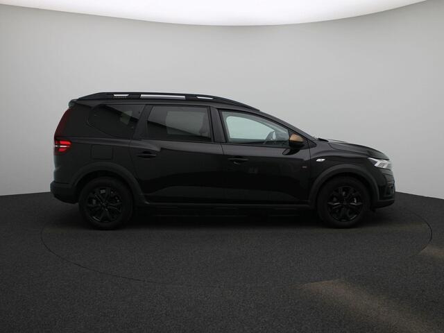 Dacia Jogger 1.0 TCe 110Pk Extreme 7p. | Climate Control | Navigatie via Apple Carplay/Android Auto | Cruise Control | Parkeersensoren incl. Camera | Keyless | Bluetooth Telefoonvoorbereiding |