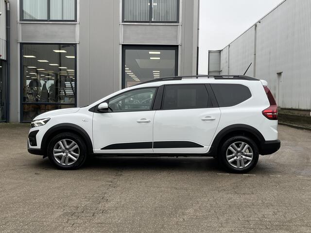 Dacia Jogger 1.0 TCe 110 Expression 7p. | NL Auto/1e Eig./7 Zitplaatsen/Airco/Cruise/Apple CarPlay-Android Auto/Privacy Glass