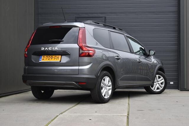 Dacia Jogger TCe 100 ECO-G Expression | 7 PERSOONS | AIRCO | CRUISE CONTROL | APPLE CARPLAY/ANDROID AUTO | PDC